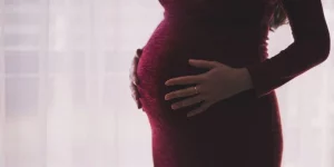 Mơ thấy bạn gái cũ có bầu