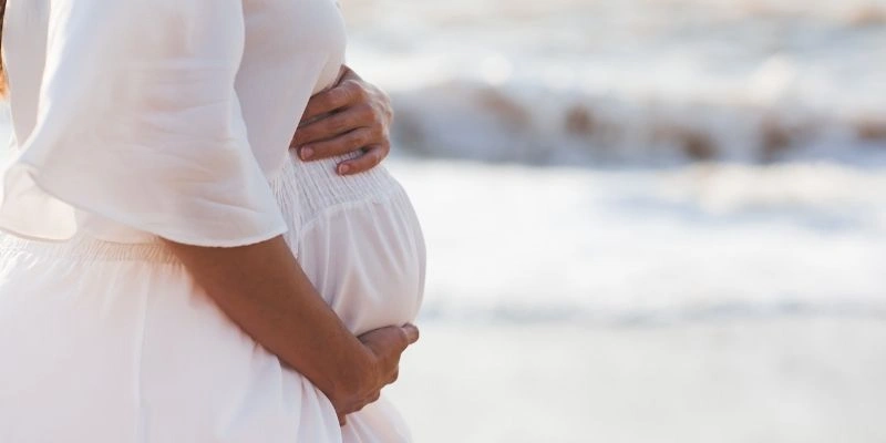 Mơ thấy có bầu rồi bị ngã