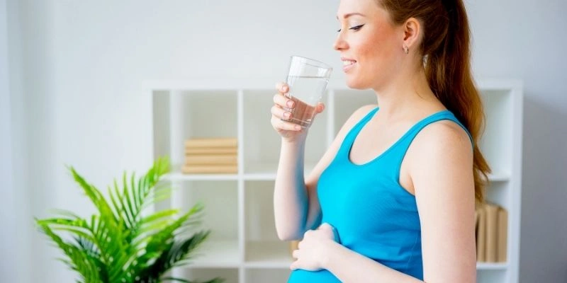 Mơ thấy có bầu rồi bị ngã