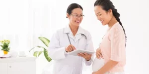 Mơ thấy có bầu rồi sinh con đánh gì
