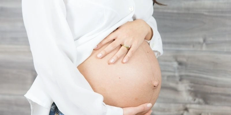 Người vừa chia tay mơ thấy có bầu