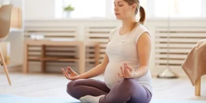 Thiếu nữ mơ thấy có bầu